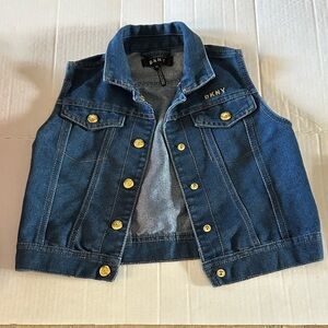 DKNY jean jacket sleeveless girls size 6X denim stretch